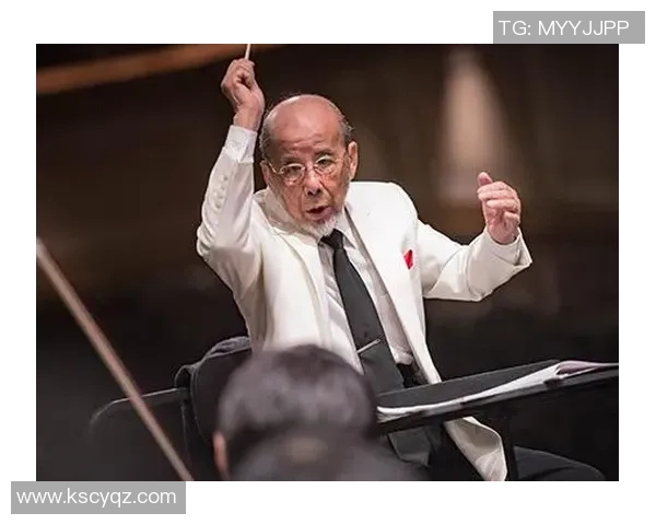 央视深度解析足球明星背后的故事与成就，带你走进他们的精彩人生