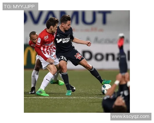 克莱蒙特与格勒诺布尔的激烈对决揭示法乙联赛新动态与球队实力对比 克莱蒙特与格勒诺布尔的激烈对决揭示法乙联赛新动态与球队实力对比